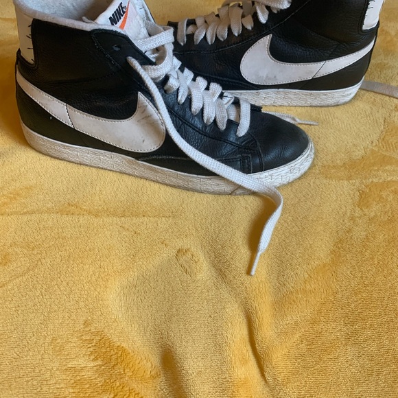 Nike Blazer size 9 - Picture 3 of 5